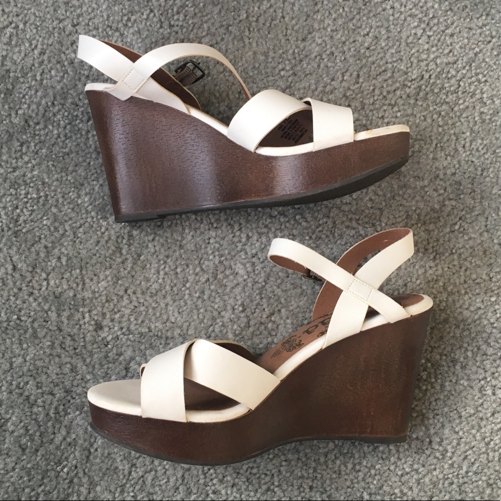 Mudd White Wedge Sandals